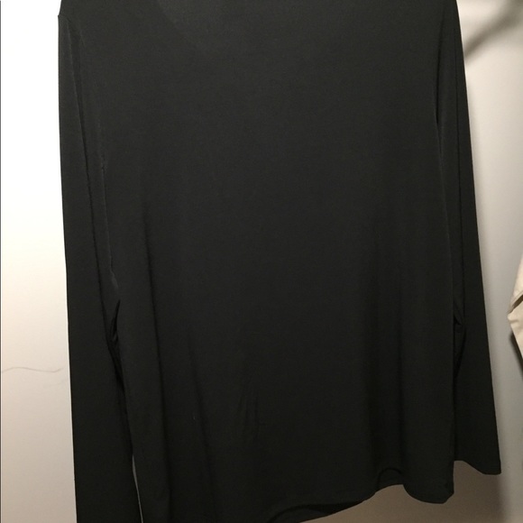 Women’s Tahari Brand Black Blouse w/ Metal Accents - Picture 8 of 8